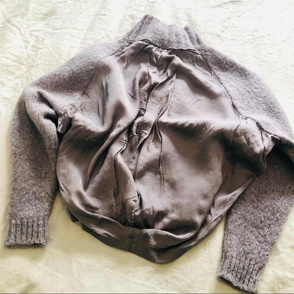 Beautiful Club Monaco pastel lavender sweater - Picture 8 of 9